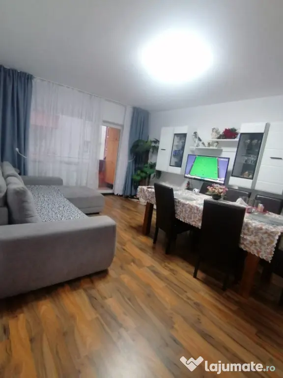 Apartament 1 CAM, SU 43 MP 1 balcon de 6 mp, Floresti zona S
