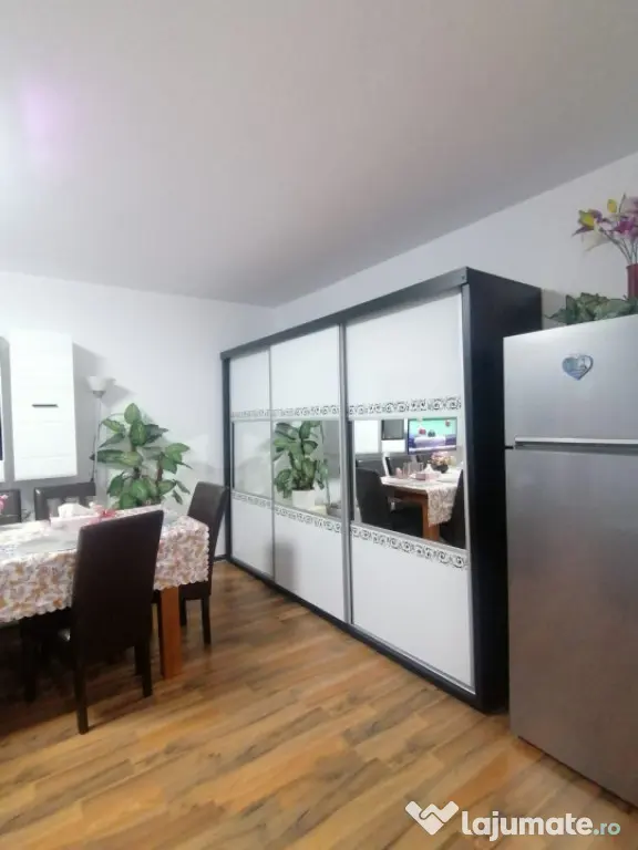 Apartament 1 CAM, SU 43 MP 1 balcon de 6 mp, Floresti zona S
