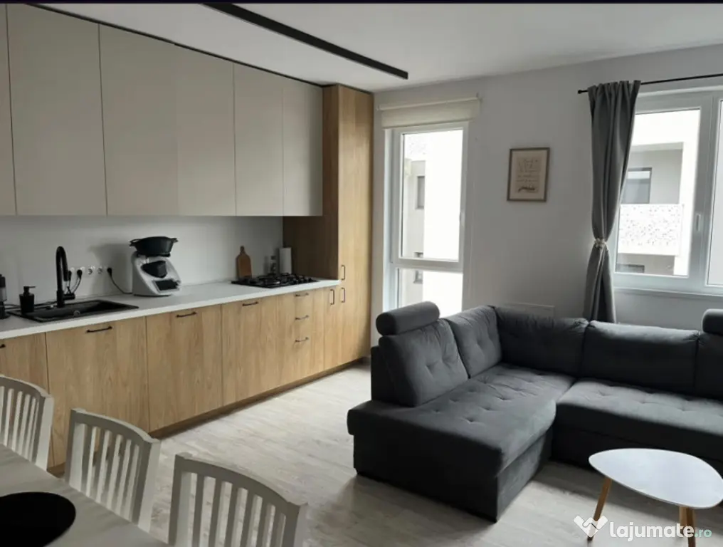 Apartament 3 camere 75MP Zona SUB CETATE