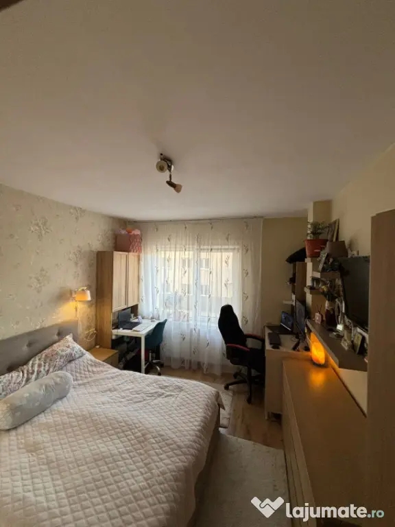 Apartament 3 camere , 64 mp ,Zona Terra , Floresti