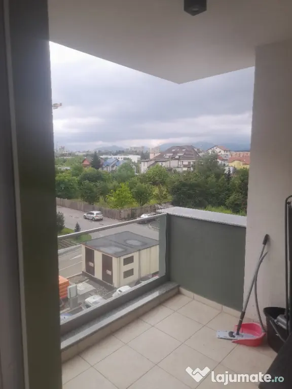 vand apartament în brasov, coresi
