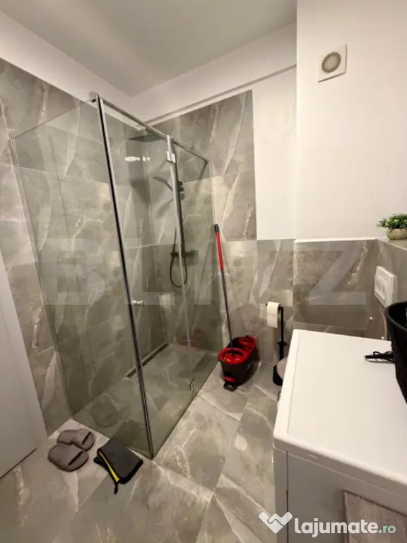 Apartament de vanzare, 2 camere, decomandat