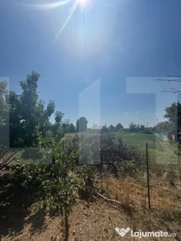 Casa individuala in Bucecea si teren 1300mp la strada princi