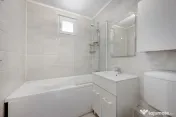 Apartament 4 camere, renovat, nemobilat | Lacul Tei 