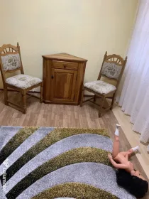 Vând scaune și o comodă pentru tv,noptiere