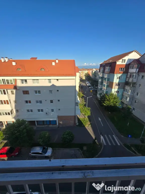 Apartament 2 camere de inchiriat, semidecomandat, 59 mp, zona Terezian, Sibiu.