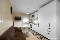 Apartament 3 camere, mobilat si utilat, 2 bai – Exercitiu
