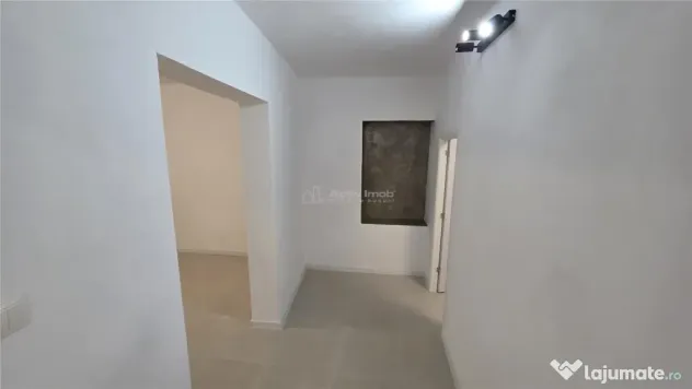 Racasdia, Spatiu Comercial la Sosea, Locatie Centrala