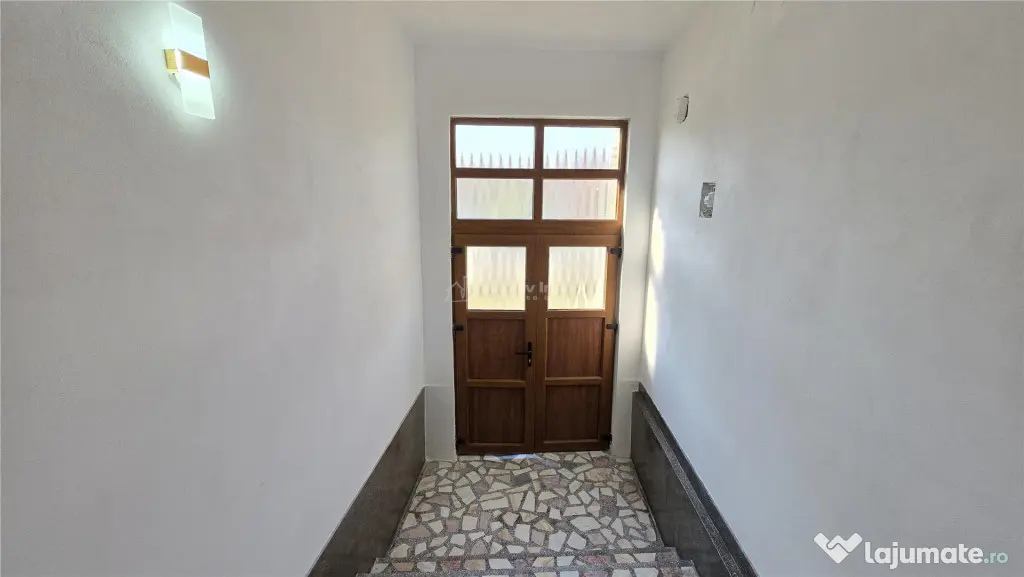 Racasdia, Spatiu Comercial la Sosea, Locatie Centrala