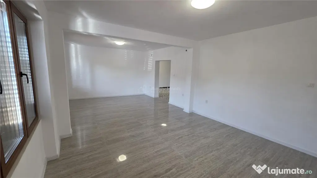 Racasdia, Spatiu Comercial la Sosea, Locatie Centrala