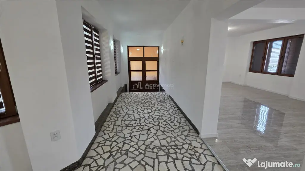 Racasdia, Spatiu Comercial la Sosea, Locatie Centrala
