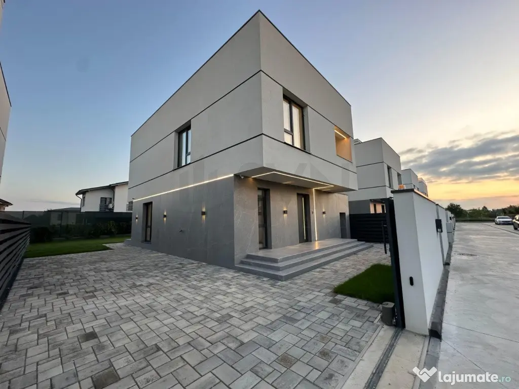 Vila de Lux in Ansamblul Von Residence I 5 Minute de Scoa...