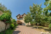 Apartament pe 2 nivele - 6 camere Gavana 3 + 309 mp curte...