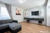 Casă individuală cu 3 camere și curte la preț de apar... 