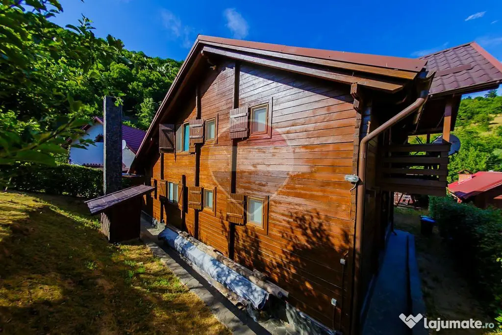 Casa de vacanta cu foisor si acces la rau, de vanzare in ...