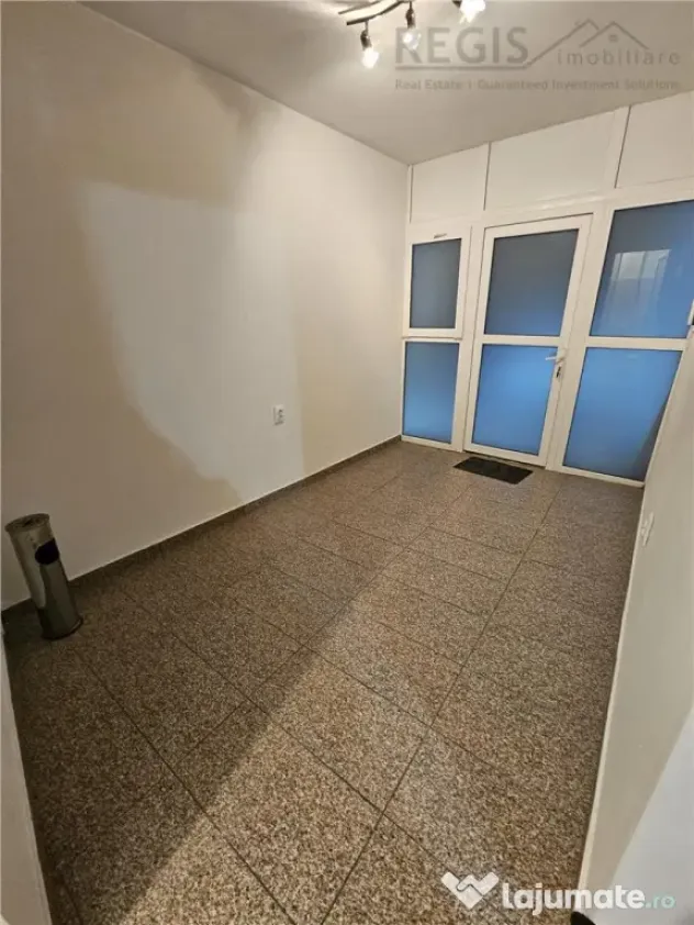 Spatiu Comercial ULTRACENTRAL PIATA SFATULUI