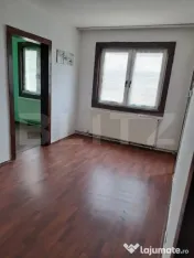 Apartament cu 2 camere de vanzare,31.61 mp,zona Solidaritati 