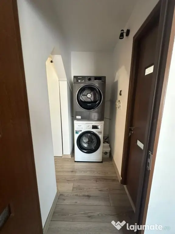 Apartament Spatios 3 Camere Mobilat/Finisat
