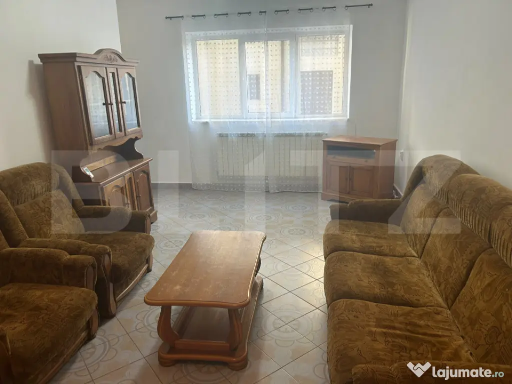 Apartament cu 3 camere si parcare la Vila, zona Iris.