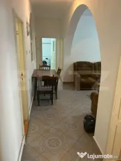 Apartament cu 3 camere si parcare la Vila, zona Iris.