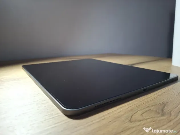 Salutare! Vând Apple iPad Pro 4 12.9"(2020) 4th Gen Wifi , 1 TB, Space Gray