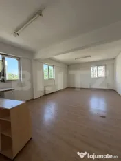 Spațiu comercial, destinație depozit și birouri, 550 mp u 