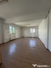 Spațiu comercial, destinație depozit și birouri, 550 mp u 