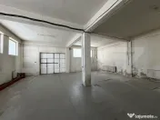 Spațiu comercial, destinație depozit și birouri, 550 mp u 
