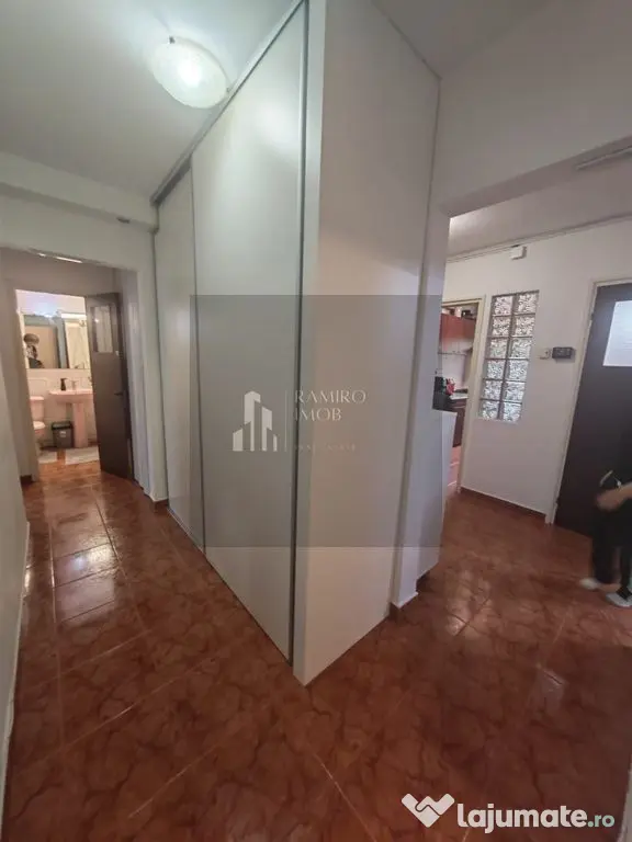 Apartament 4 camere decomandat Aleea Fetesti, Titan
