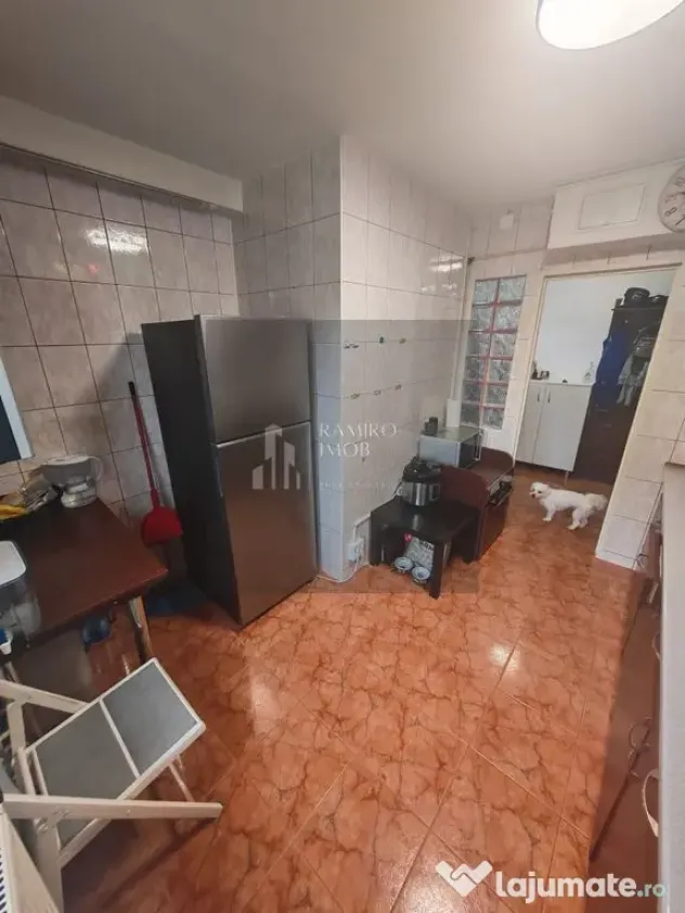 Apartament 4 camere decomandat Aleea Fetesti, Titan