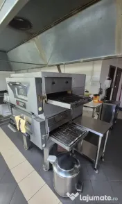 Cuptor profesional cu bandă Moretti Forni electric – Italia – Stare foarte bună 