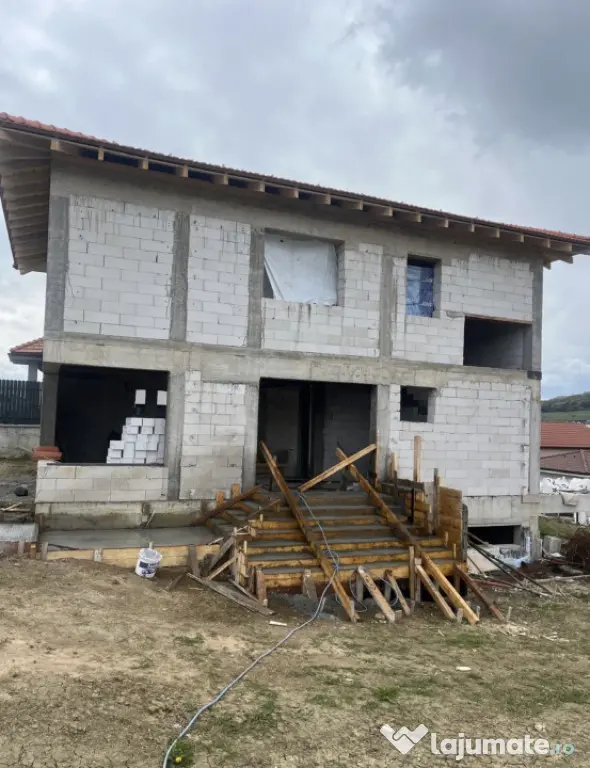 Casa individuala 4 camere in Chinteni