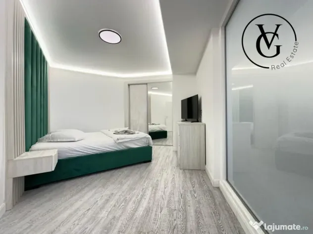 White Titanic - Apartament 2 camere si garaj - frontal la ma