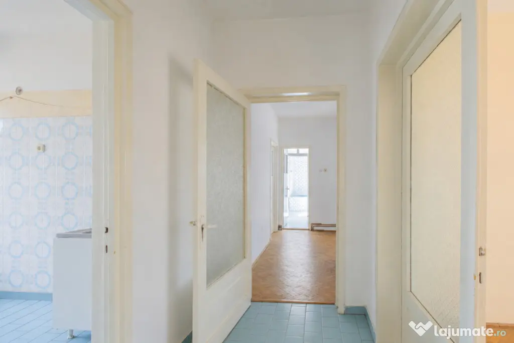 Apartament ultracentral cu 3 camere, 87,2 mp utili – Zona