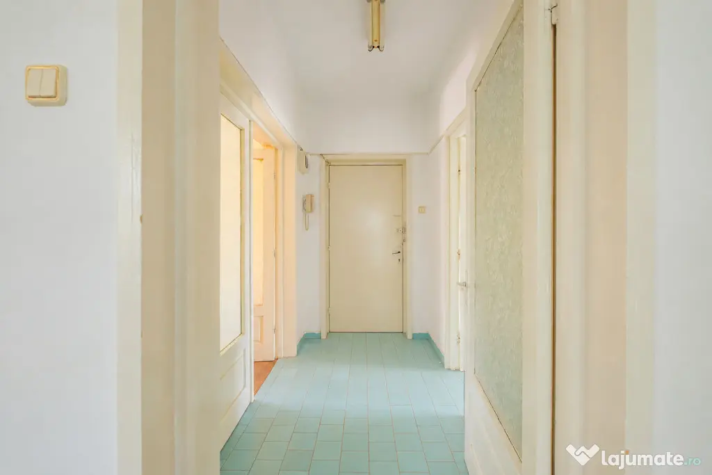 Apartament ultracentral cu 3 camere, 87,2 mp utili – Zona