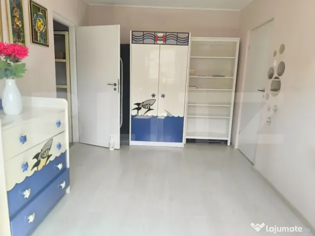 Apartament 2 camere, semidecomandat - Florilor