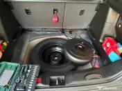 Subwoofer JBL BassPro Hub 200W pentru roata de rezervă