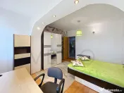 3 camere decomandate, balcon, zona Centrala - Piata Cipariu- 