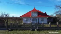 Cas#259; Tradi#539;ional#259; de V#226;nzare #238;n Bucovina
