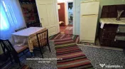 Cas#259; Tradi#539;ional#259; de V#226;nzare #238;n Bucovina