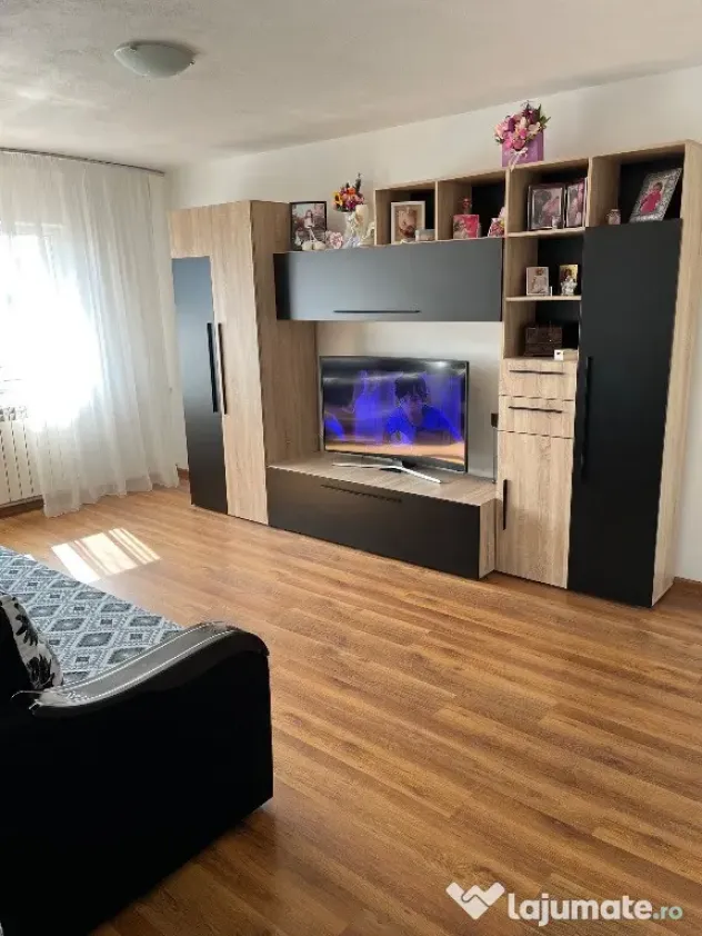 Direct proprietar - vând apartament 2 camere