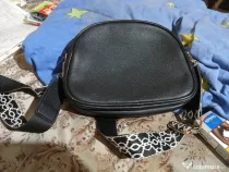 Vând borseta unisex