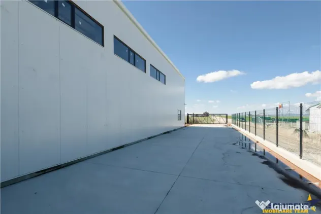 Hala moderna 3.000mp curte, conditii optime, exterior Braso