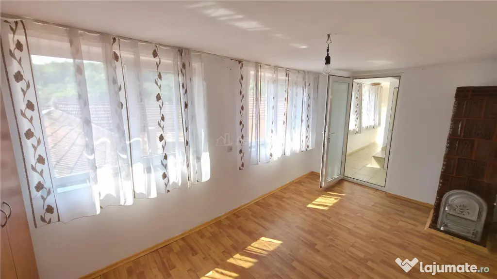 Oravita | Casa Rezidentiala | 7 Camere | La Cheie | Posibil