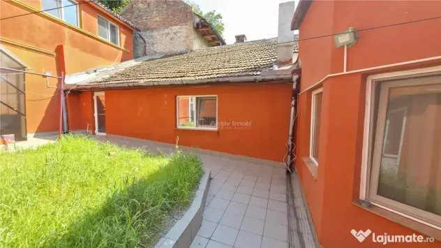 Oravita | Casa Rezidentiala | 7 Camere | La Cheie | Posibil
