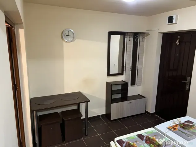 Garsonieră de inchiriat