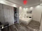 2 Camere 8 minute Metrou titan 58 mp totali Dressing 