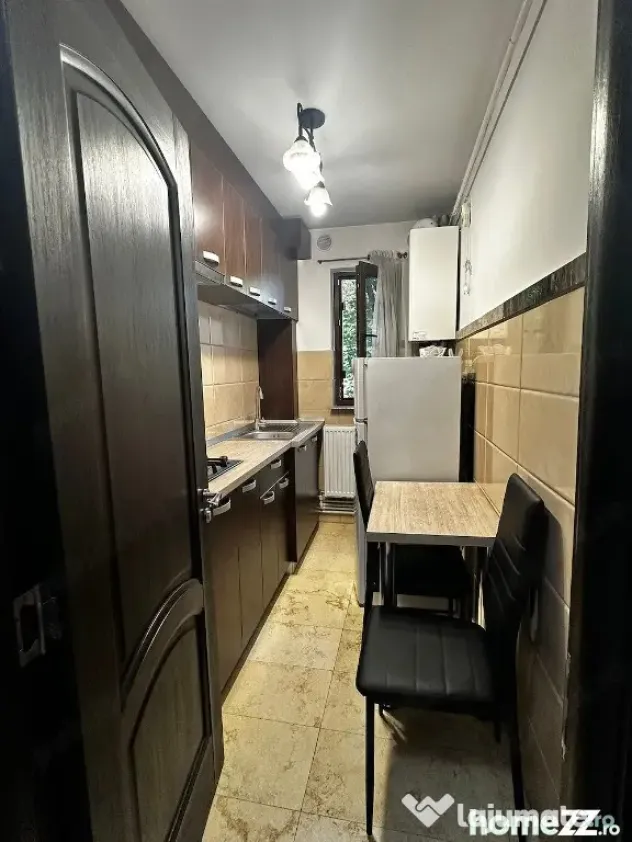 Apartament 2 camere D, la Hala Centrala, - Iasi (Iasi)