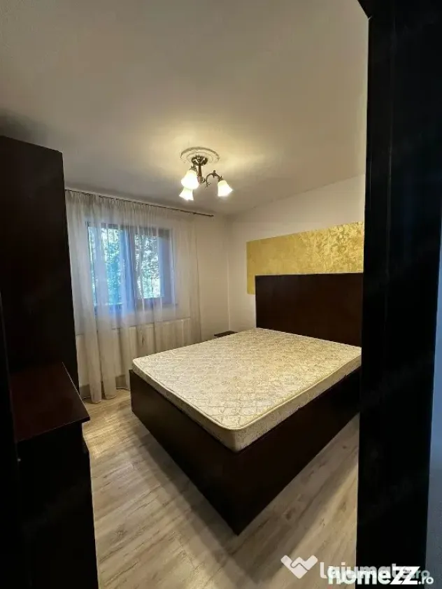 Apartament 2 camere D, la Hala Centrala, - Iasi (Iasi)