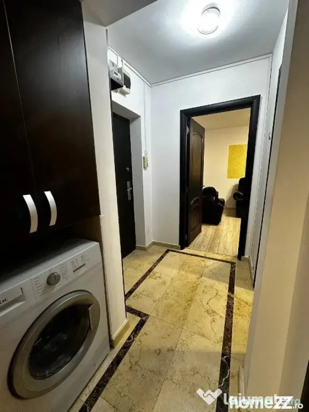 Apartament 2 camere D, la Hala Centrala, - Iasi (Iasi)